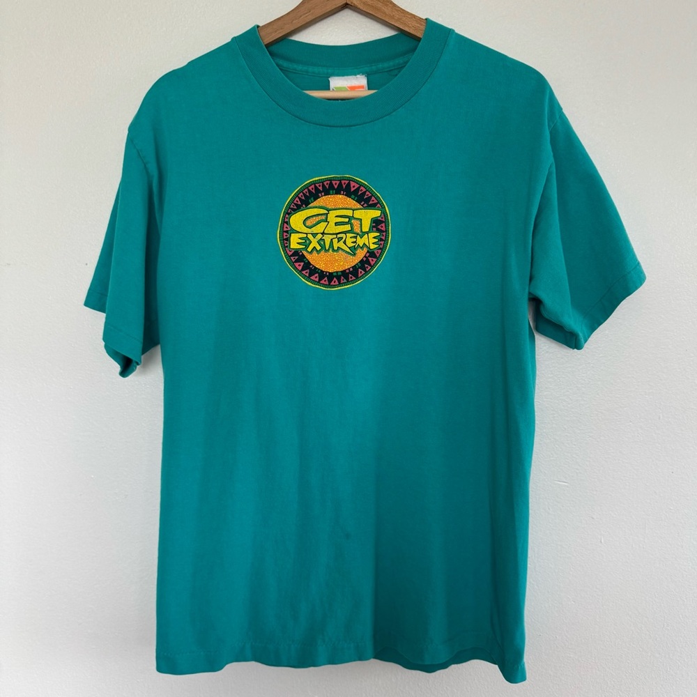 Vintage 90s Surf Gear T-Shirt Mens Medium Get Extreme Surfing Single Stitch USA - Picture 2 of 15